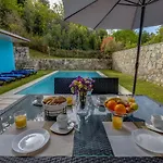 Βίλα Casa Do Poco