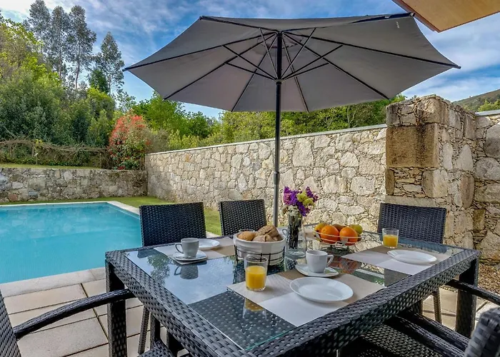 Casa Do Poco 卡米尼亚